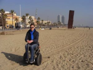 Blumil i2 electric wheelchair on barcelonian beach