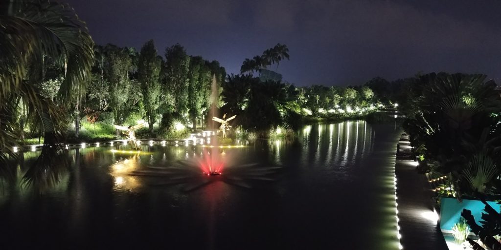 Singapore, city park, accessible travel, Singapore at night, travel in an electric wheelchair