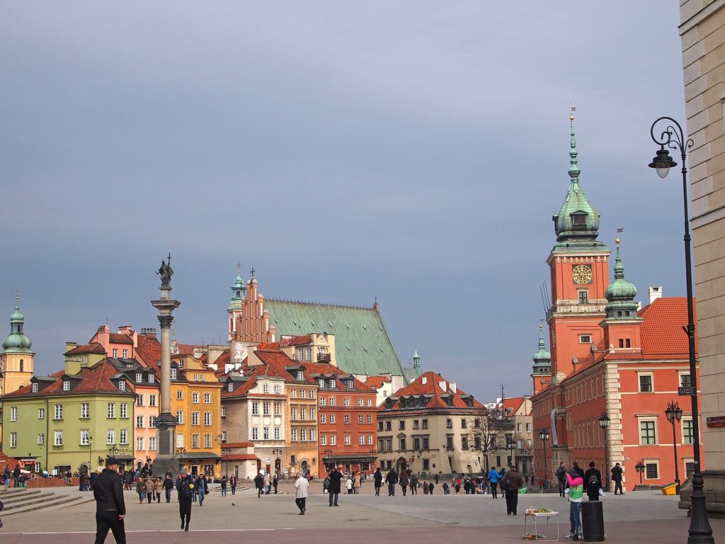 Warsaw's Castle Square, Warsaw, accessibility in Warsaw, electric wheelchair, Warsaw in an electric wheelchair, Warsaw for wheelchair users